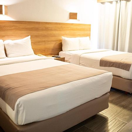La Posada Hotel Y Suites San Luis Potosí Екстериор снимка