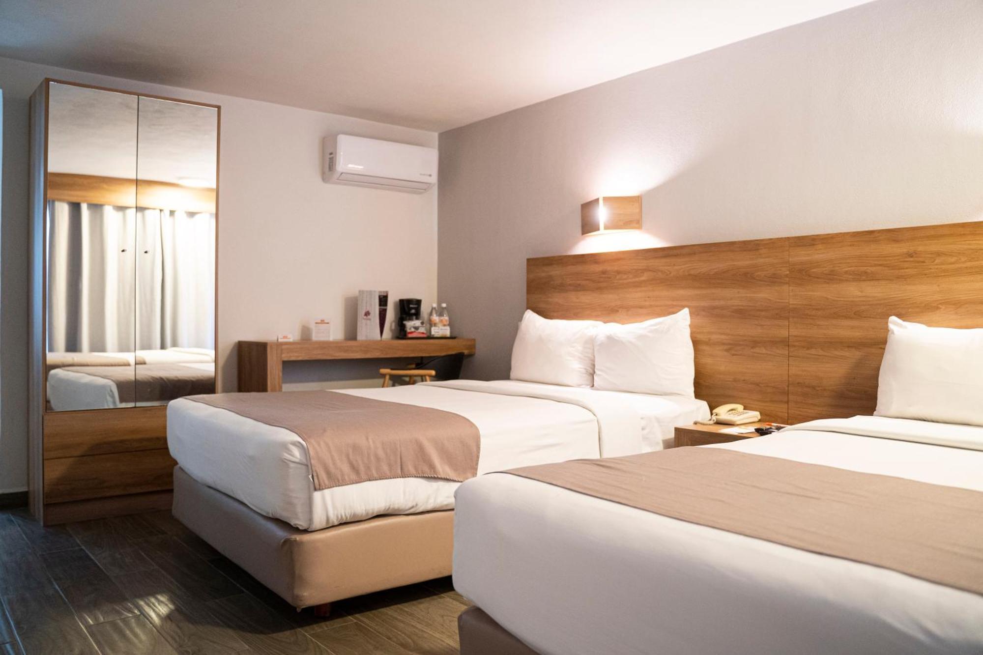 La Posada Hotel Y Suites San Luis Potosí Екстериор снимка