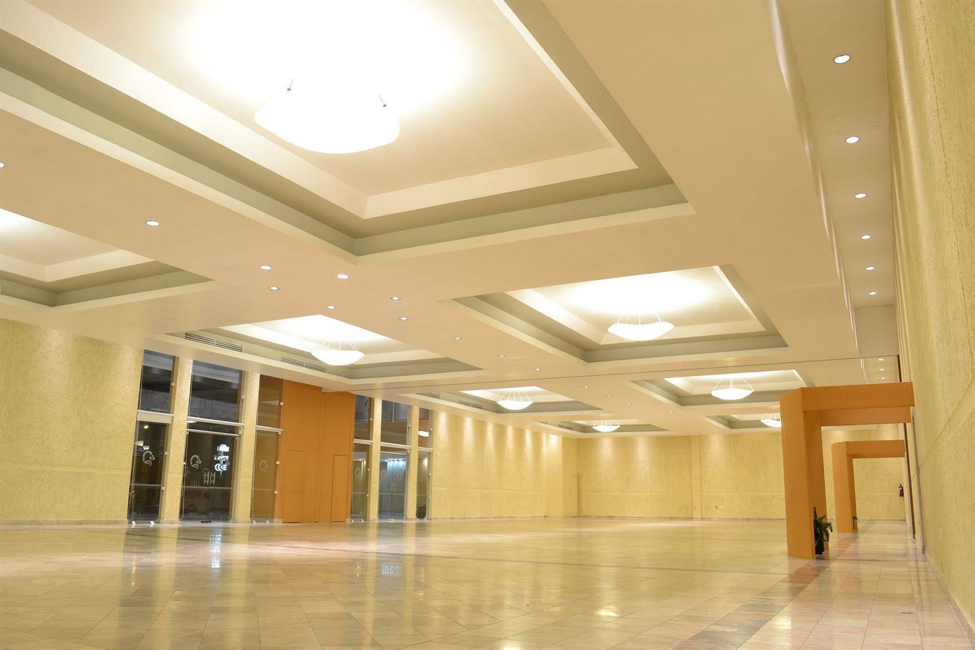 La Posada Hotel Y Suites San Luis Potosí Екстериор снимка